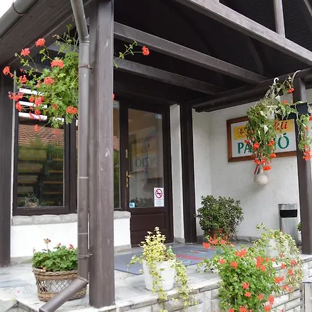 Muskatli Panzio فندق مبيت وإفطار 3*