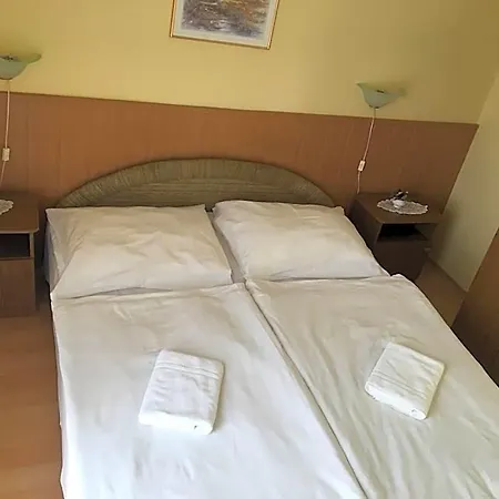 Muskátli Panzió Győr