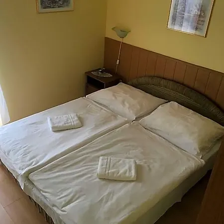Muskátli Panzió Győr