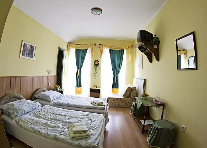 Muskatli Panzio 3*