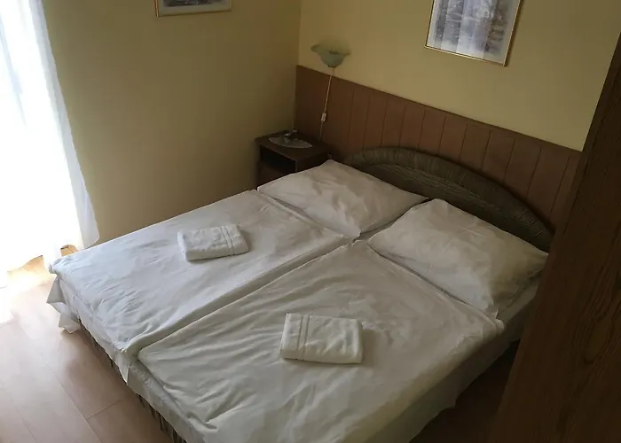 Muskatli Panzio Frühstückspension 3*